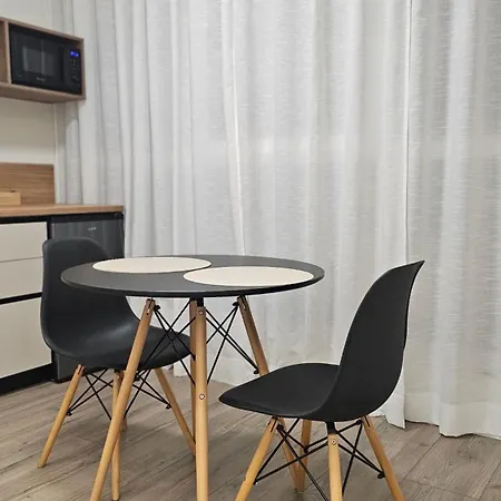 Feels Like Apartments, Boulevard Apartment