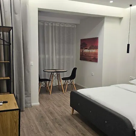 Feels Like Apartments, Boulevard Apartment