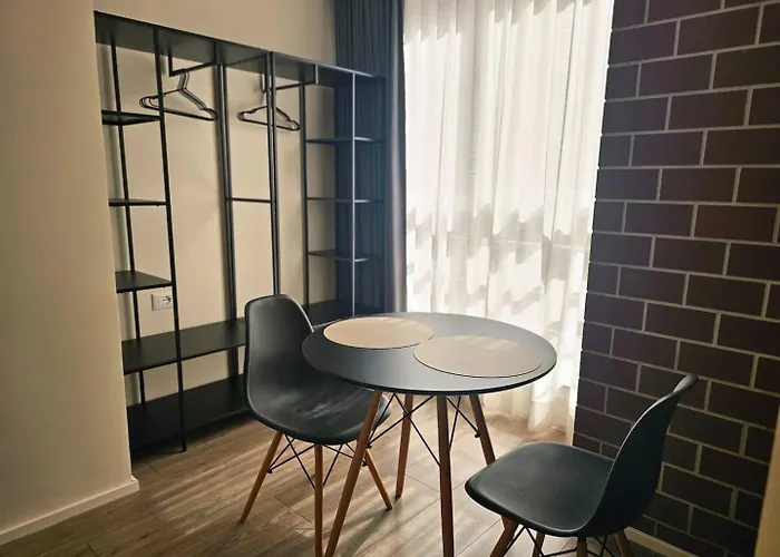 Feels Like Apartments, Boulevard *